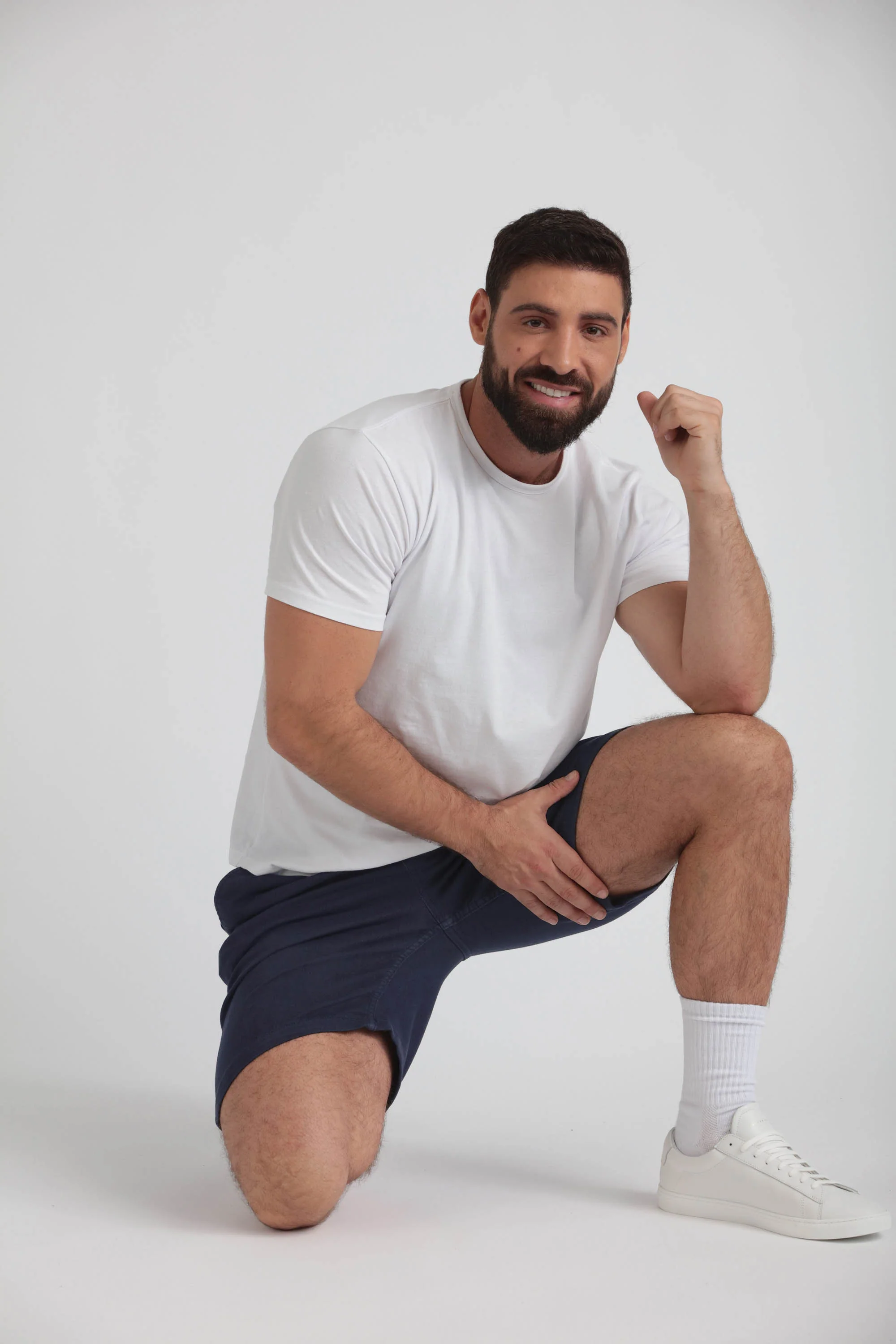 Everyday Comfort Shorts (Athletic Fit) / Light Khaki & Navy - Image 7